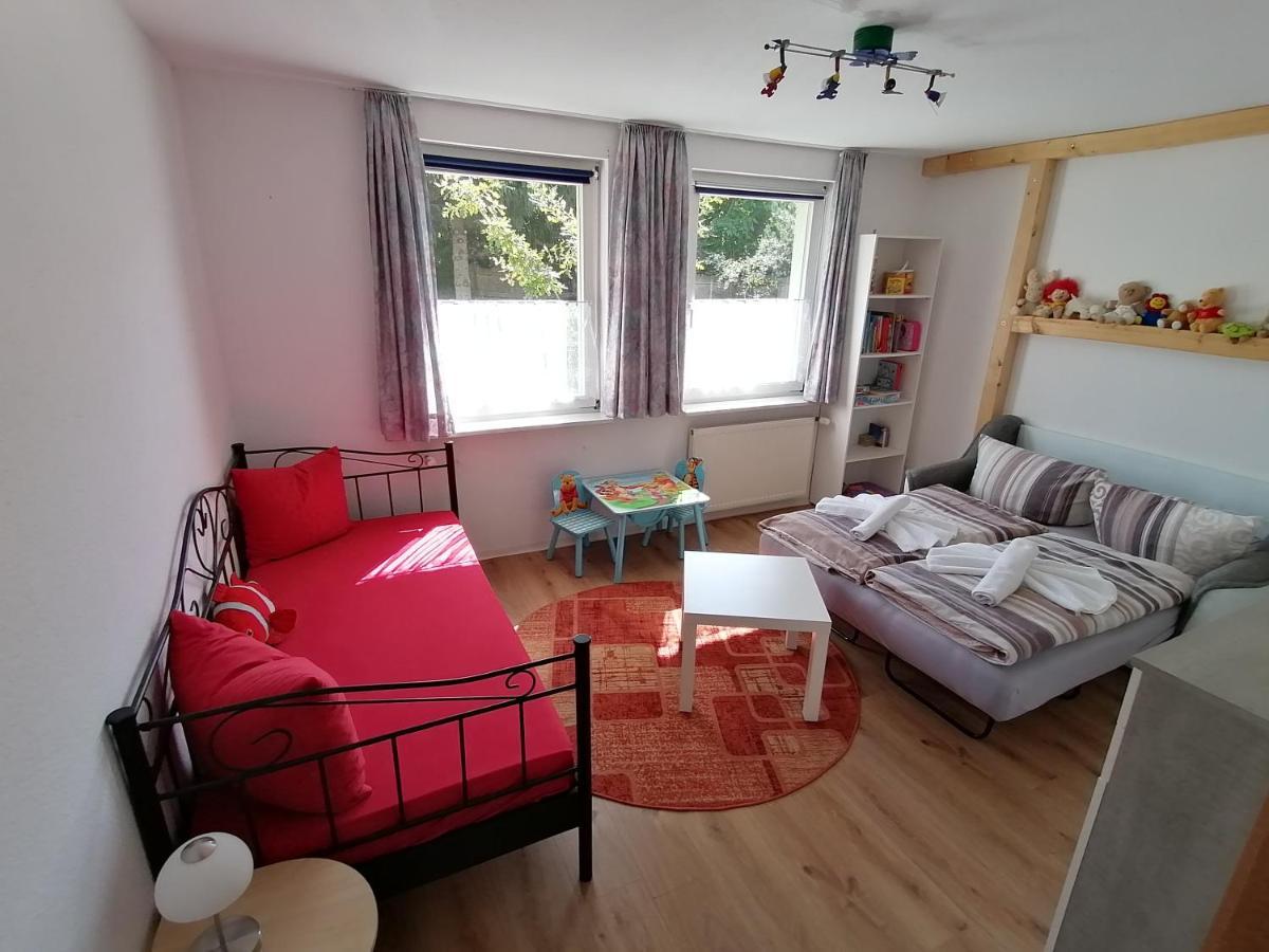 Ferienwohnung Am Haffberg Neverow Екстер'єр фото